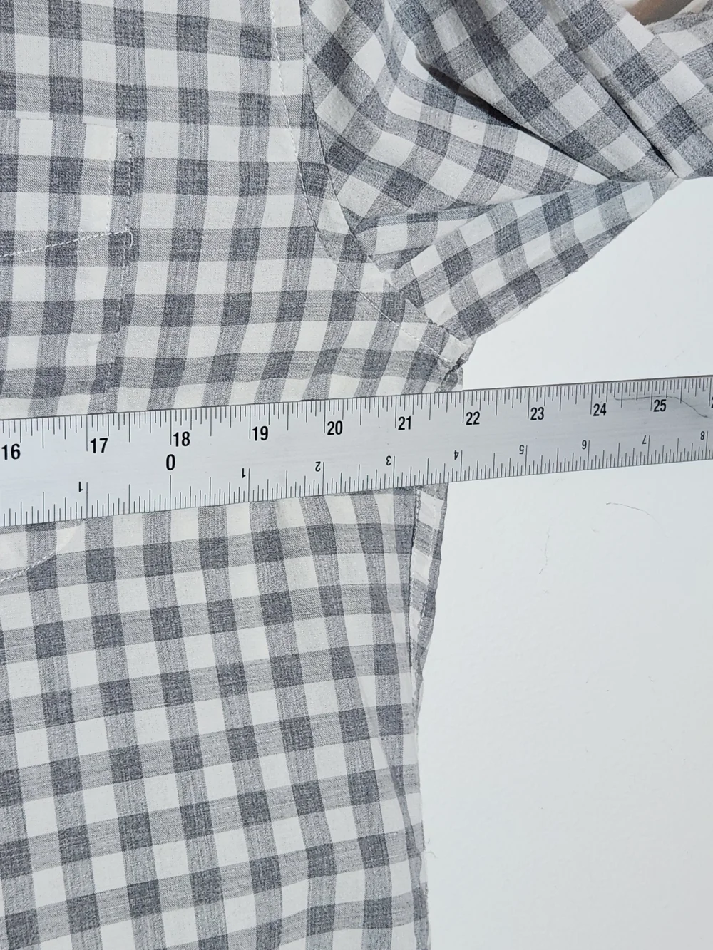 J. Crew Gray and White Gingham Check Button Down Shirt Size Large